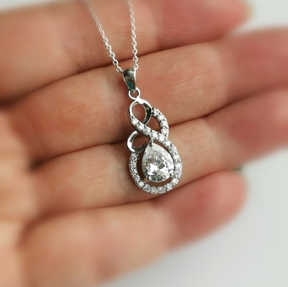 NEW, modern teardrop cz sterling silver pendant necklace - Picture 6 of 7